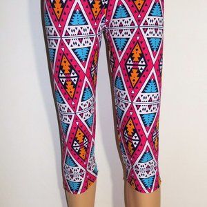 New Mix AZTEC DESIGN Brushed Fiber Capri Leggings